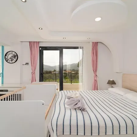 Sacred Private W/pool, Garden, Jacuzzi. Villa