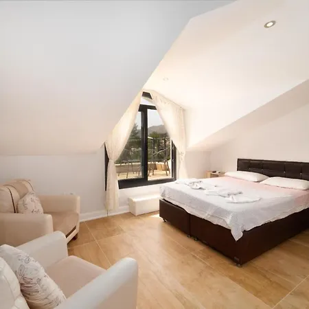 Вилла Sacred Private W/pool, Garden, Jacuzzi. Гёчек