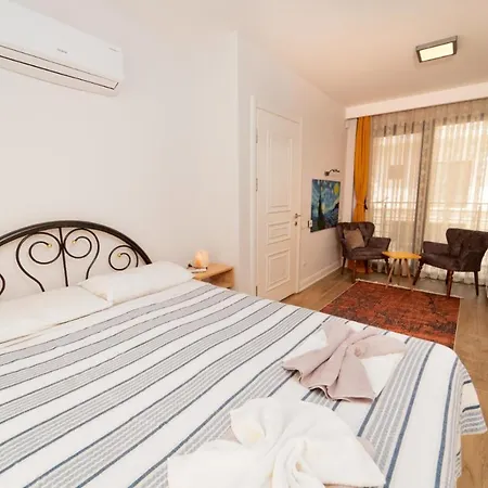 Sacred Private W/pool, Garden, Jacuzzi. * Göcek