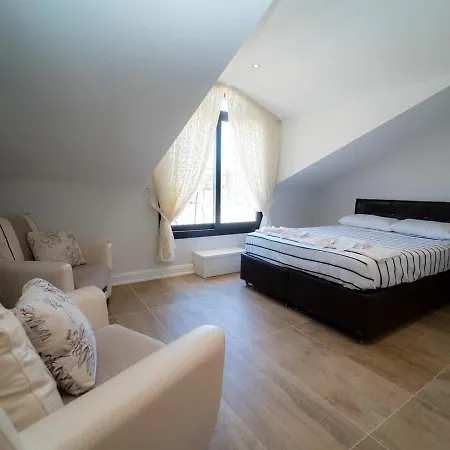 Sacred Private W/pool, Garden, Jacuzzi. * Гёчек