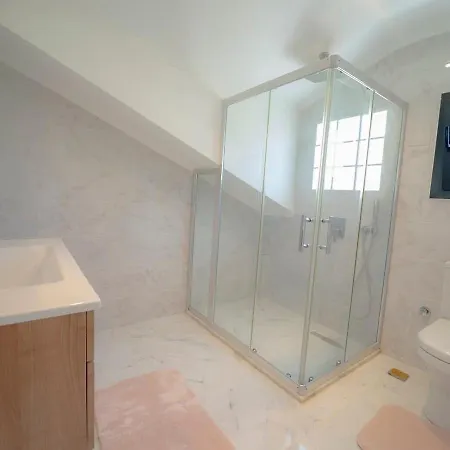 Вилла Sacred Private W/pool, Garden, Jacuzzi. Гёчек