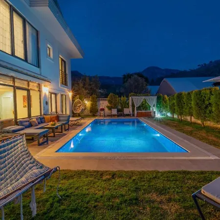 Sacred Private W/pool, Garden, Jacuzzi. Villa *
